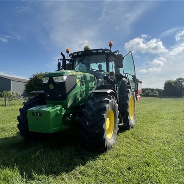 Customer Photo of Tractor Driving Wiltshire Customer Photo of Tractor Driving Wiltshire